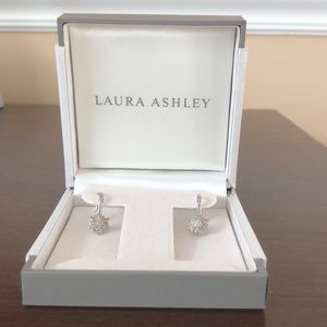 Beautiful White Gold Plated Earrings